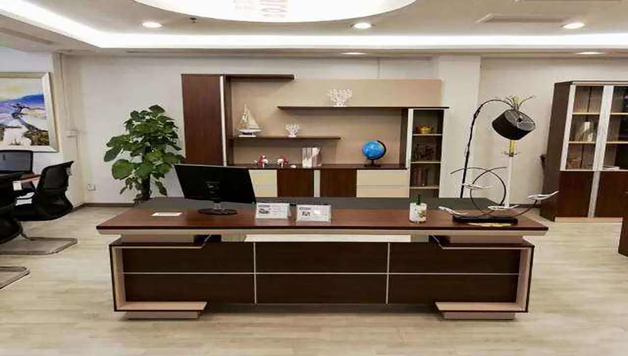 老板辦公桌椅定制如何選擇？-深圳美林辦公家具